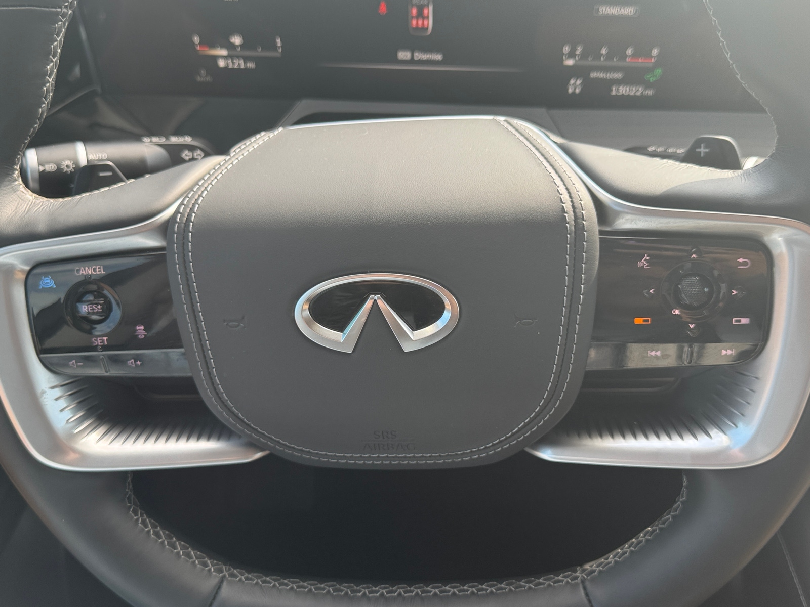 Thumbnail: 2025 INFINITI QX80 - 4