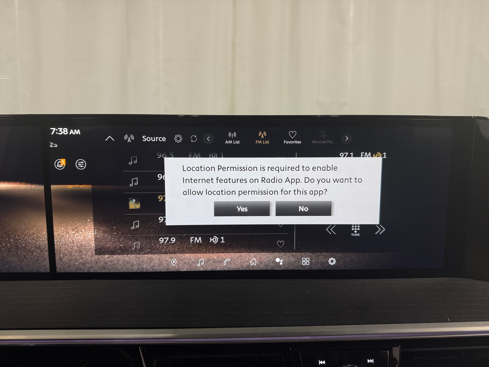 Thumbnail: 2025 INFINITI QX80 - 3