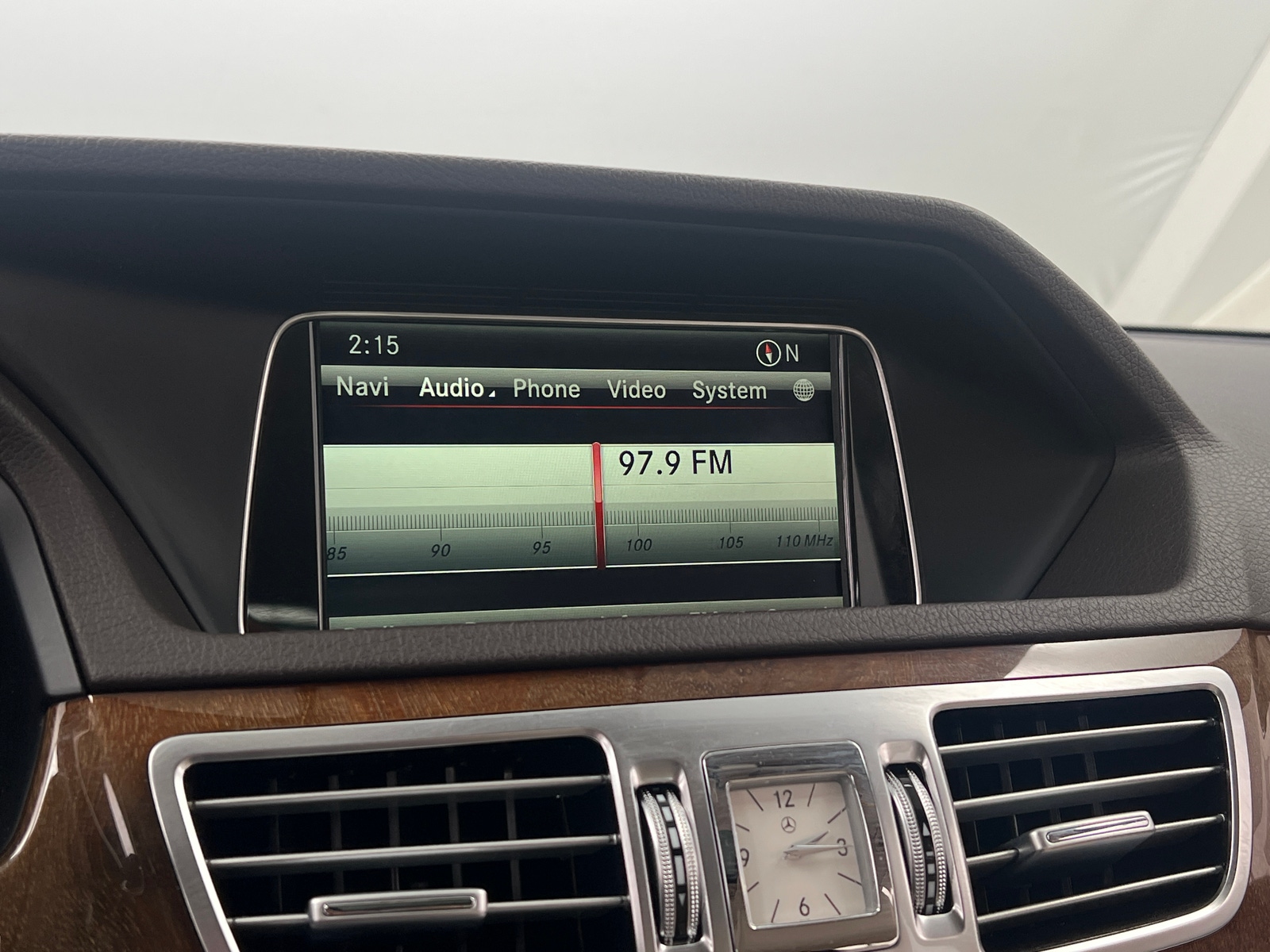Thumbnail: 2015 Mercedes-Benz E-Class - 3