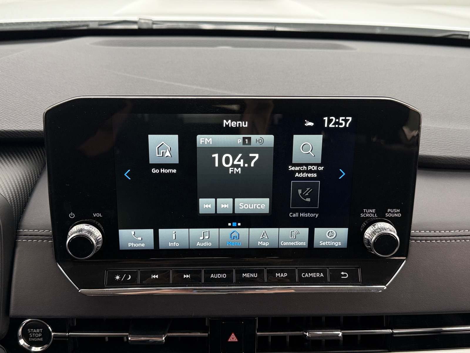 Thumbnail: 2023 Mitsubishi Outlander - 4