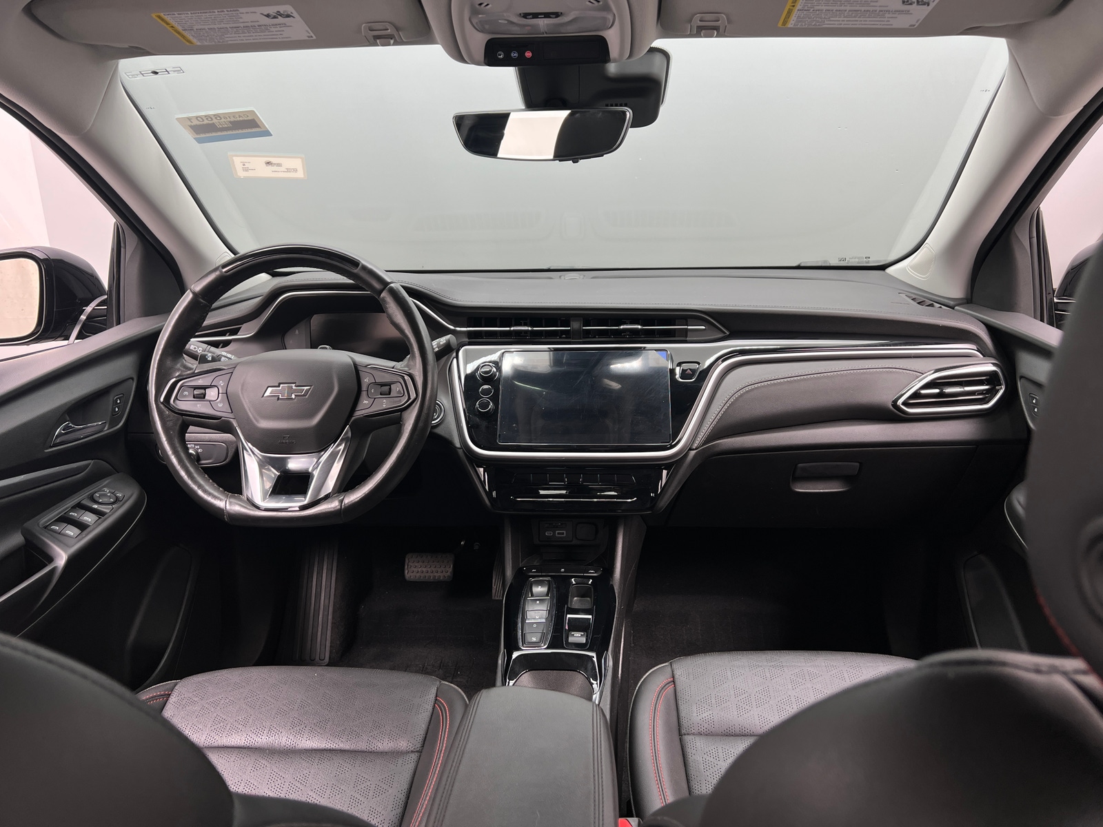 Thumbnail: 2023 Chevrolet Bolt EUV - 2