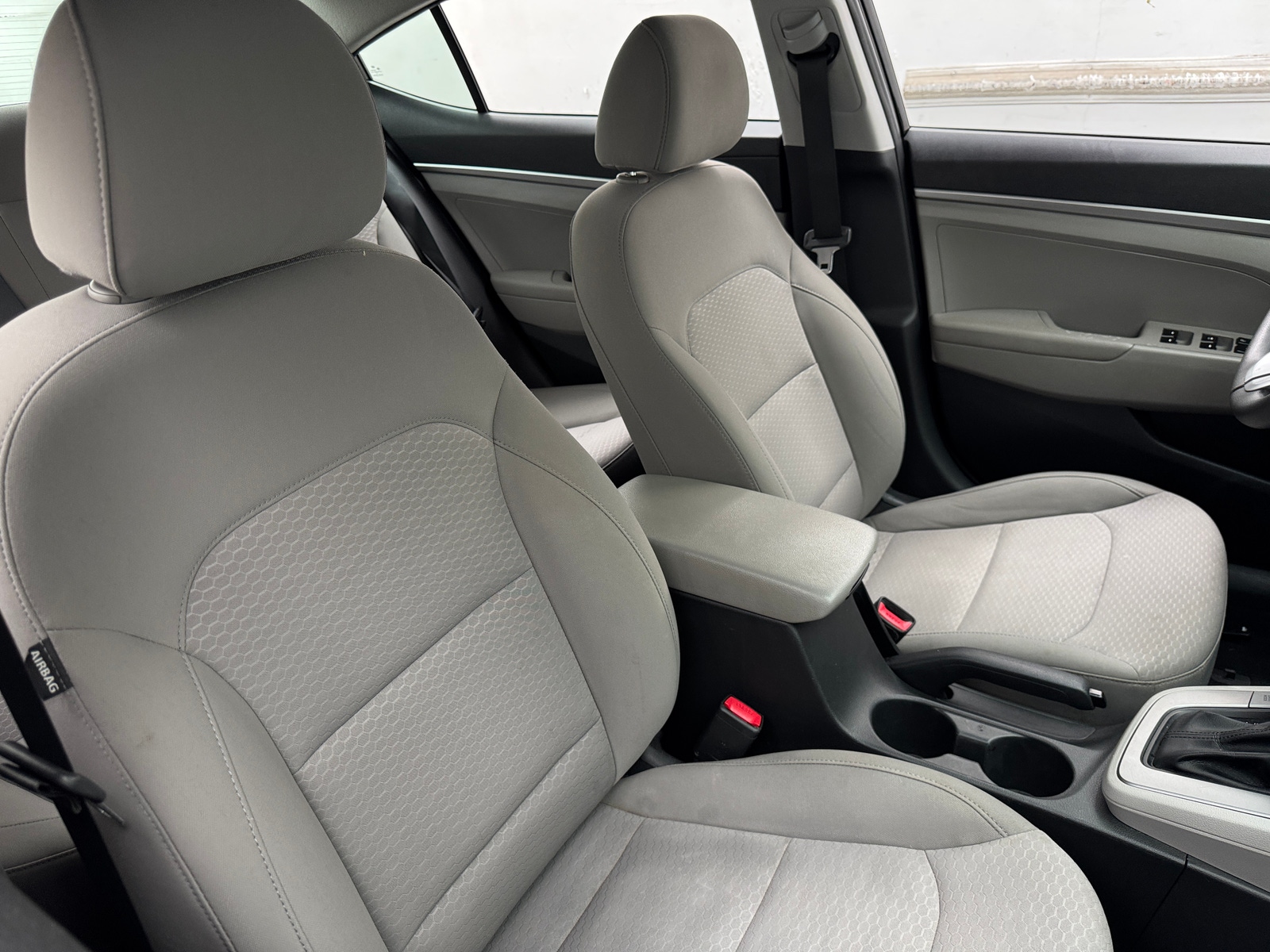Thumbnail: 2020 Hyundai Elantra - 2