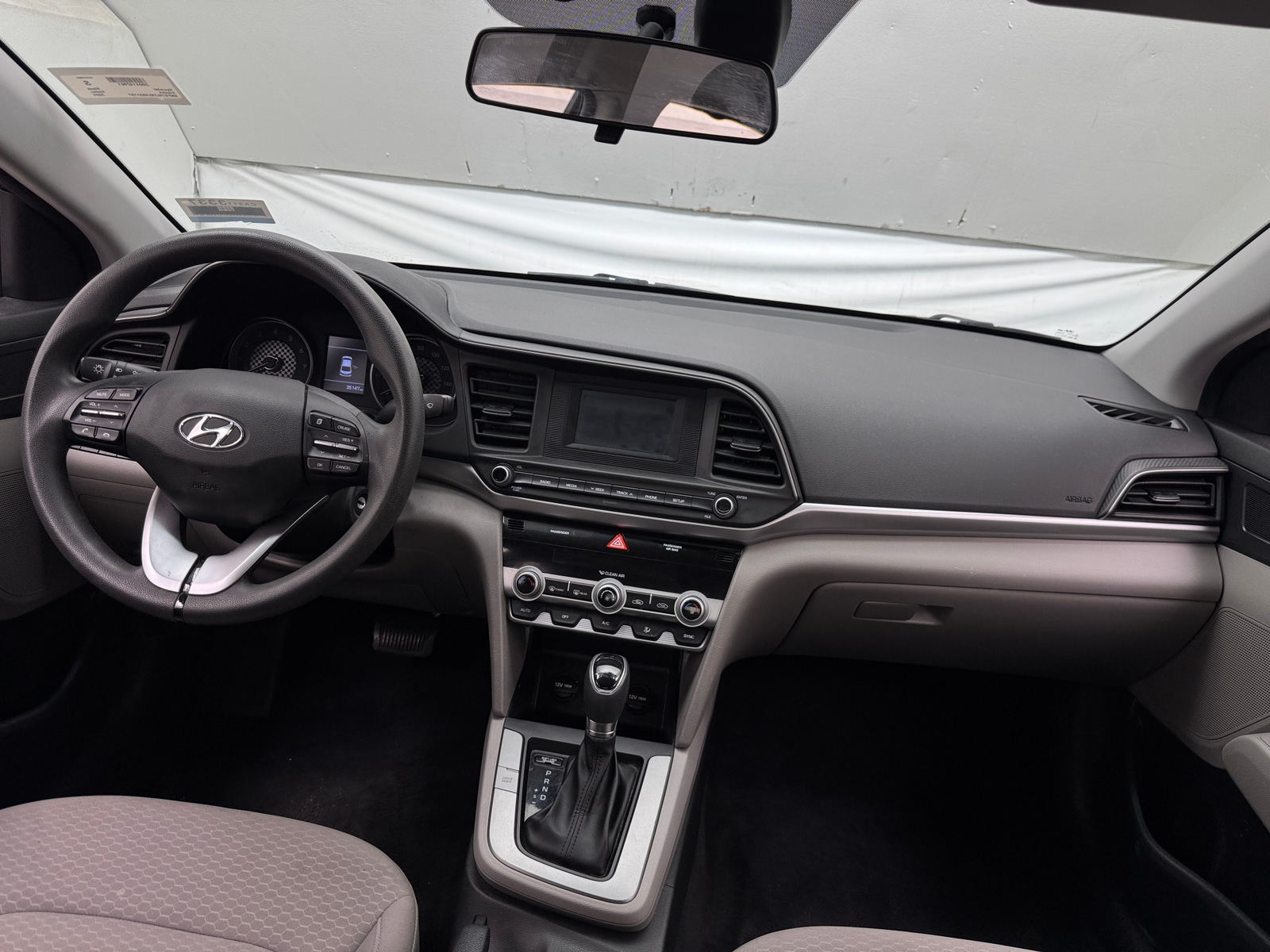 Thumbnail: 2020 Hyundai Elantra - 3