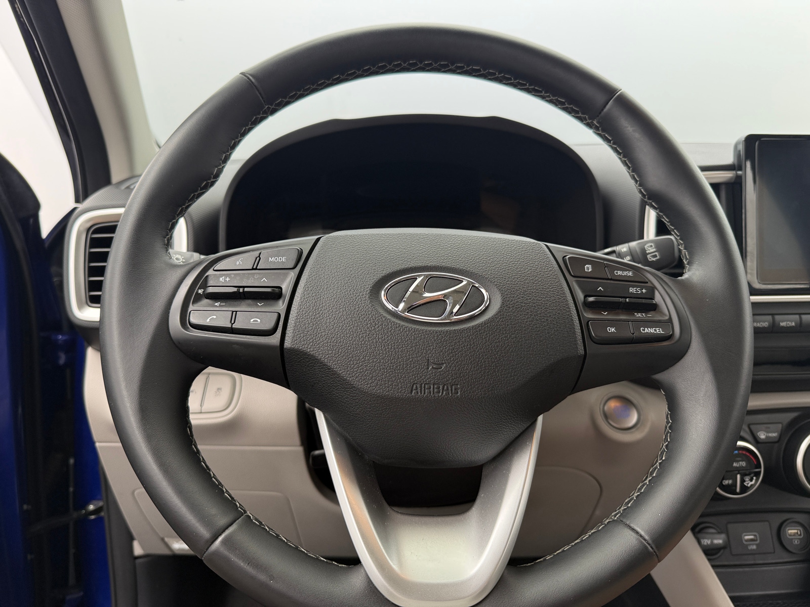Thumbnail: 2021 Hyundai Venue - 5