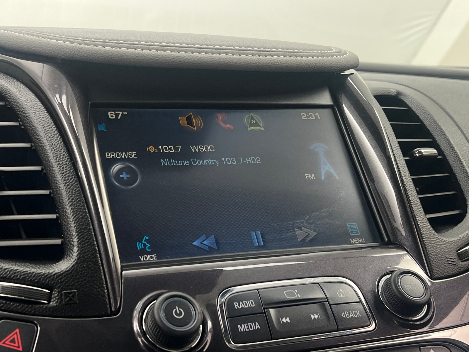 Thumbnail: 2014 Chevrolet Impala - 3