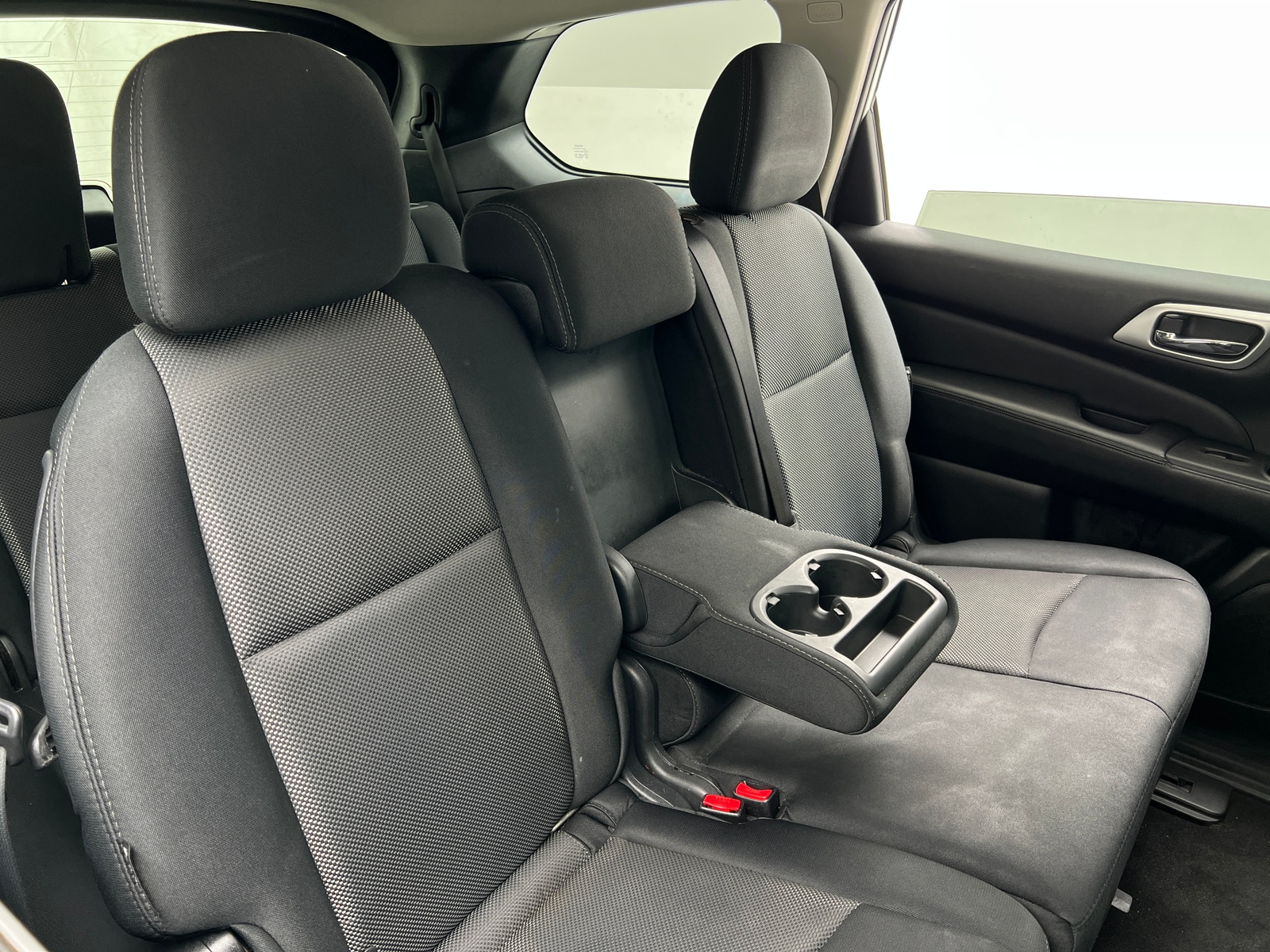 Thumbnail: 2018 Nissan Pathfinder - 6