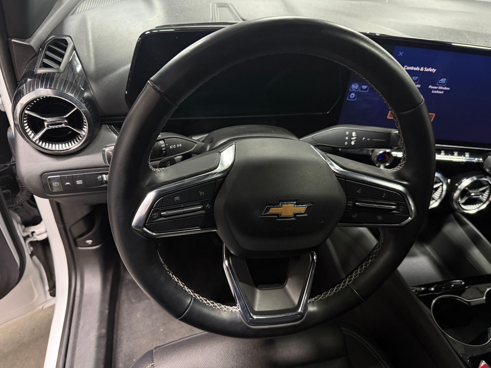 Thumbnail: 2024 Chevrolet Blazer EV - 5