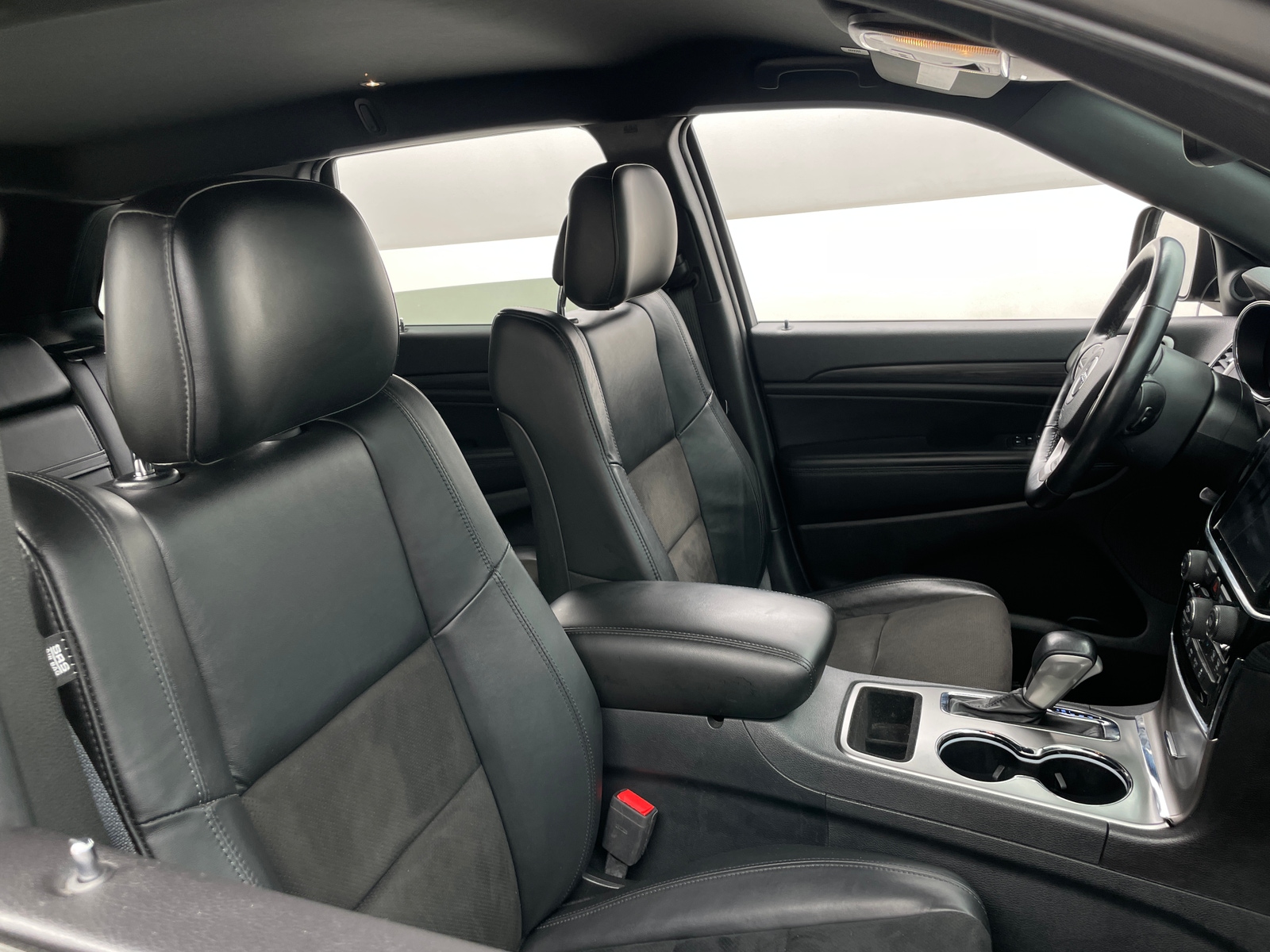 Thumbnail: 2020 Jeep Grand Cherokee - 2