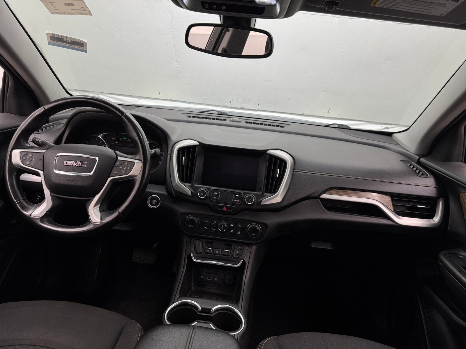 Thumbnail: 2019 GMC Terrain - 3