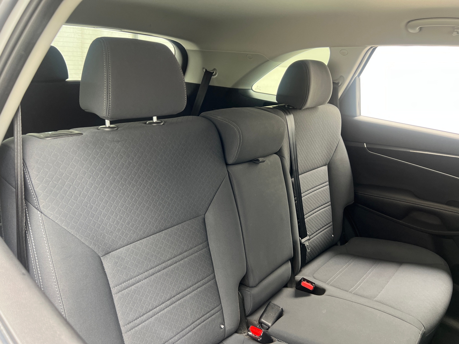 Thumbnail: 2019 Kia Sorento - 6