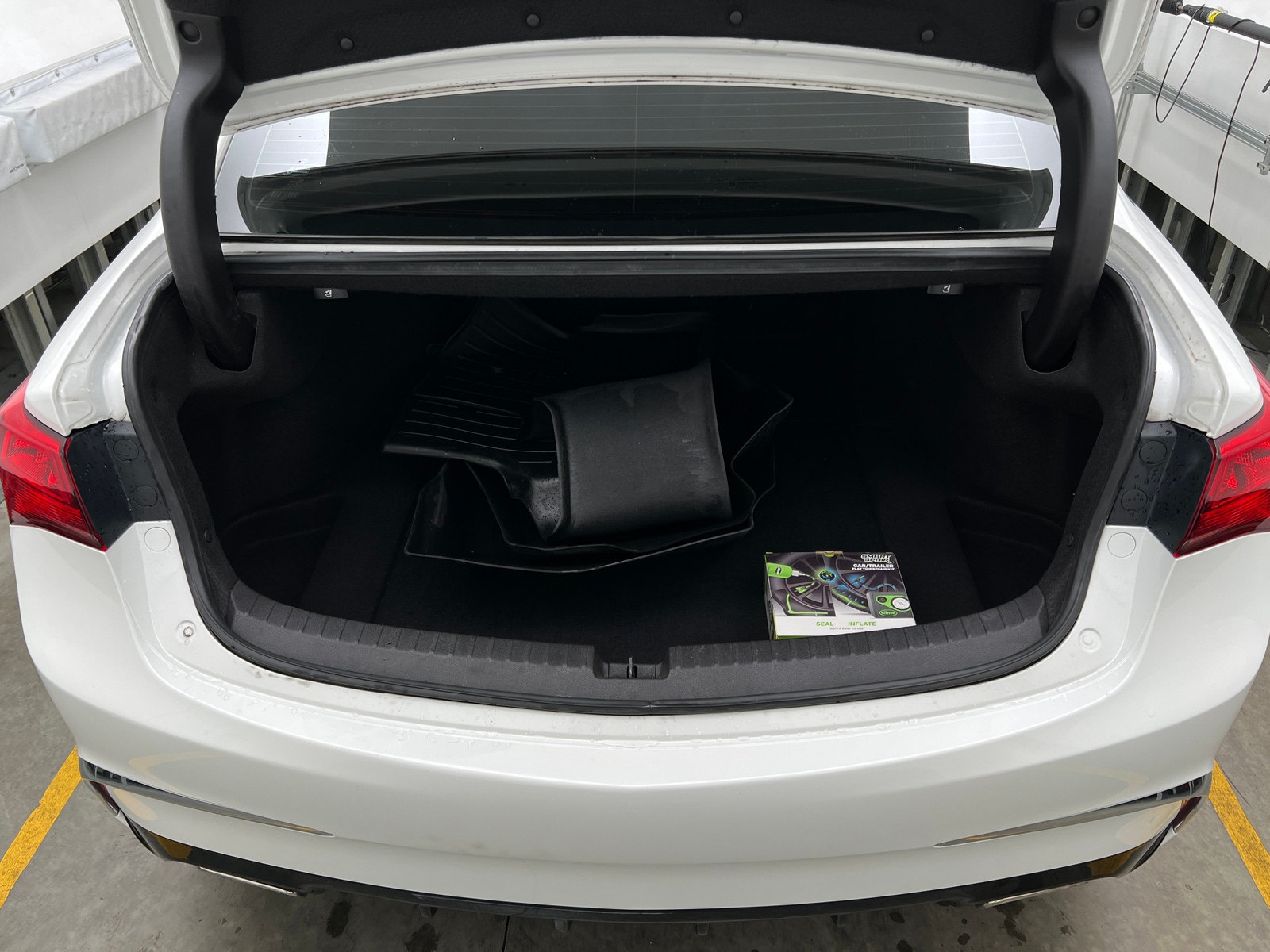 Thumbnail: 2018 Acura TLX - 6