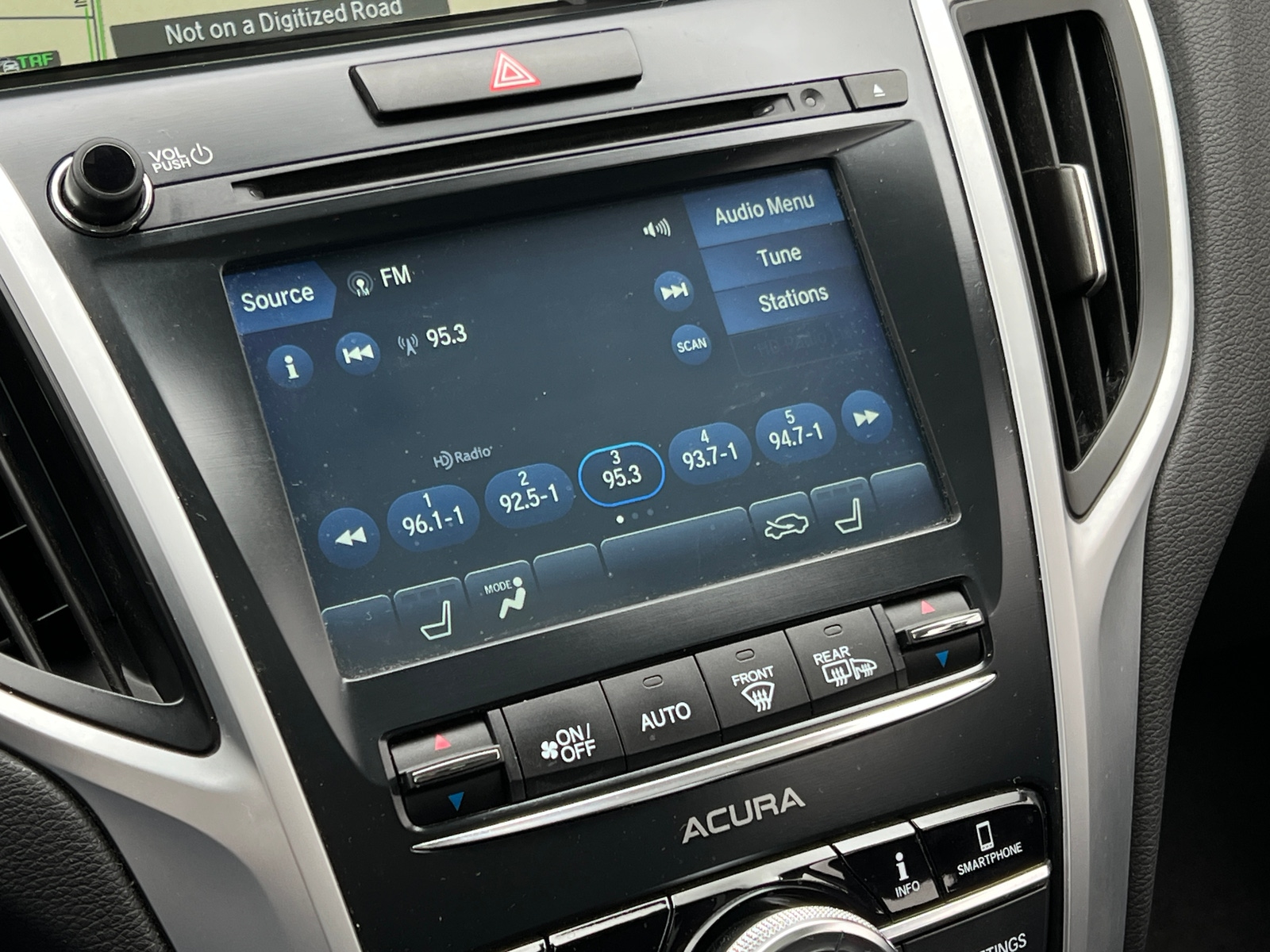 Thumbnail: 2018 Acura TLX - 3