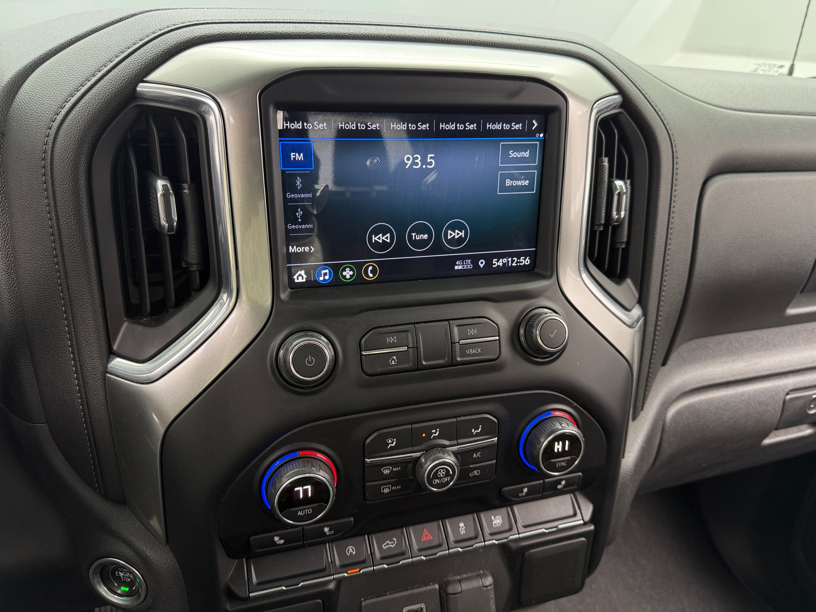 Thumbnail: 2020 Chevrolet Silverado 1500 - 4