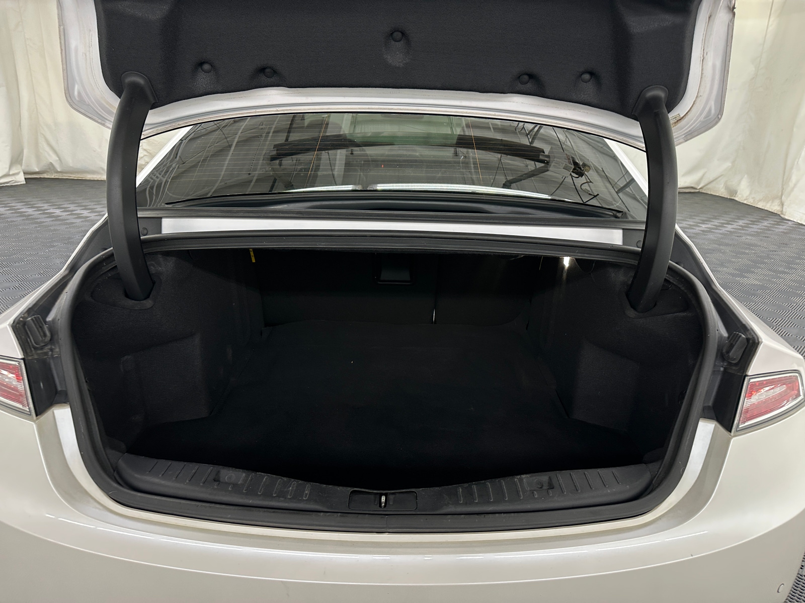 Thumbnail: 2018 Lincoln MKZ - 6