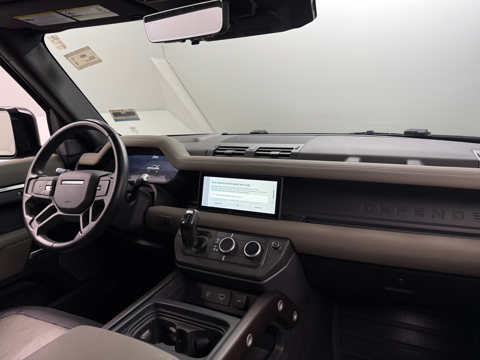 Thumbnail: 2021 Land Rover Defender - 3