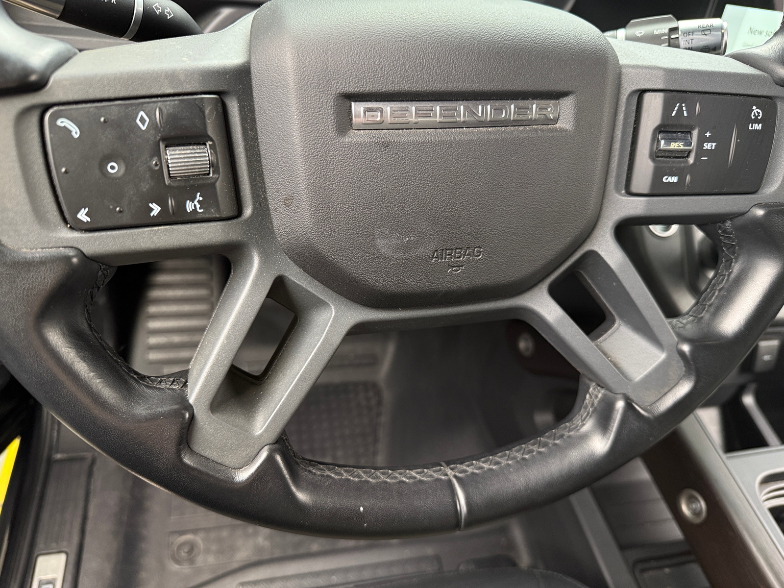 Thumbnail: 2021 Land Rover Defender - 5