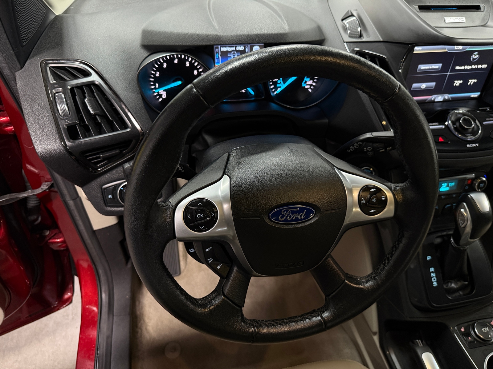 Thumbnail: 2015 Ford Escape - 4