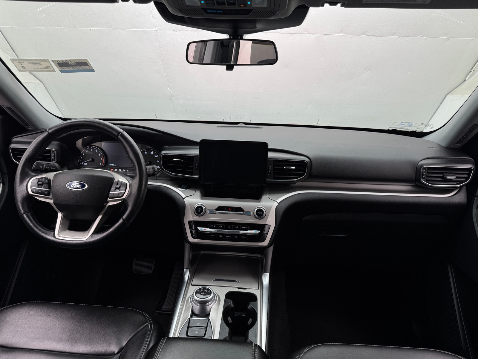 Thumbnail: 2022 Ford Explorer - 3