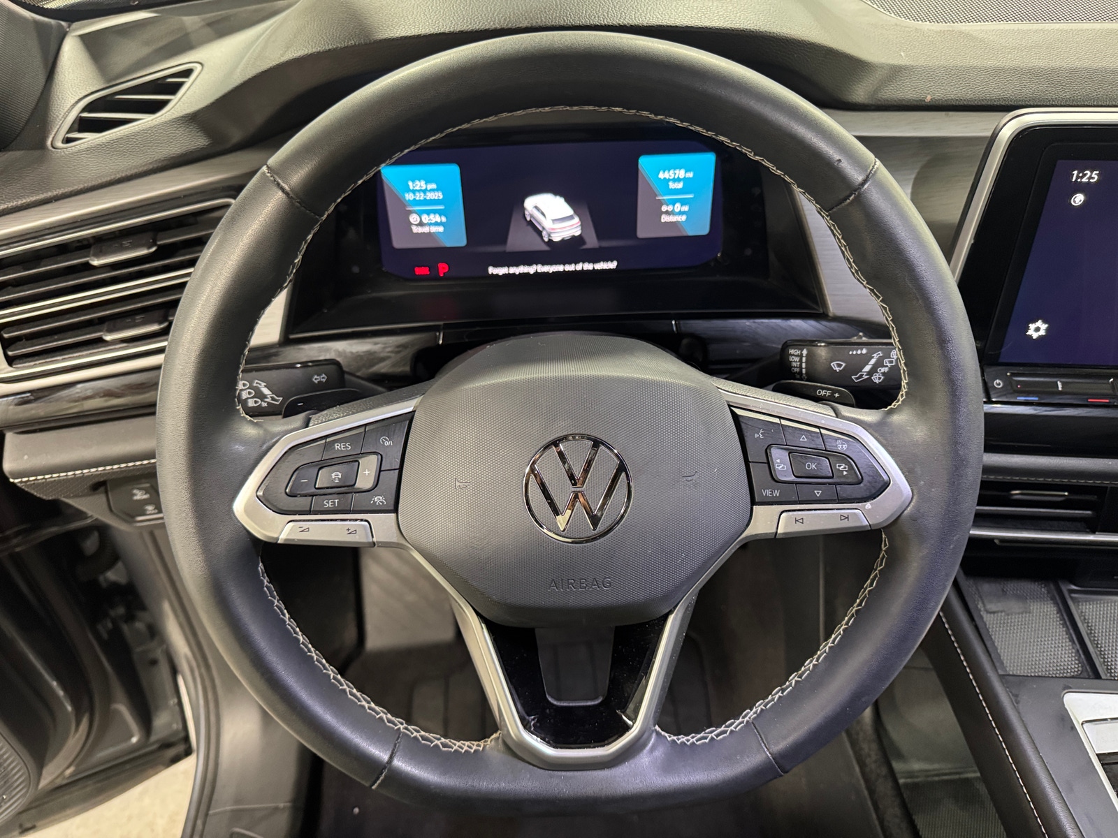 Thumbnail: 2024 Volkswagen Atlas - 4