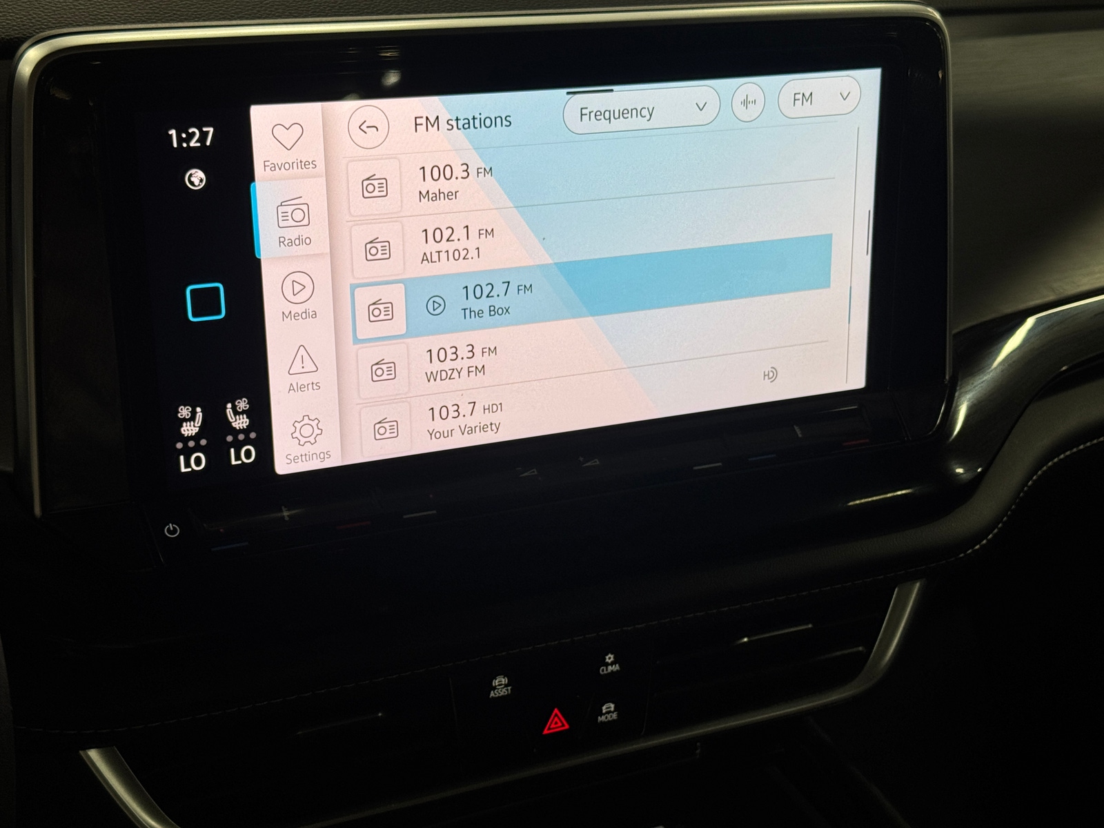 Thumbnail: 2024 Volkswagen Atlas - 3