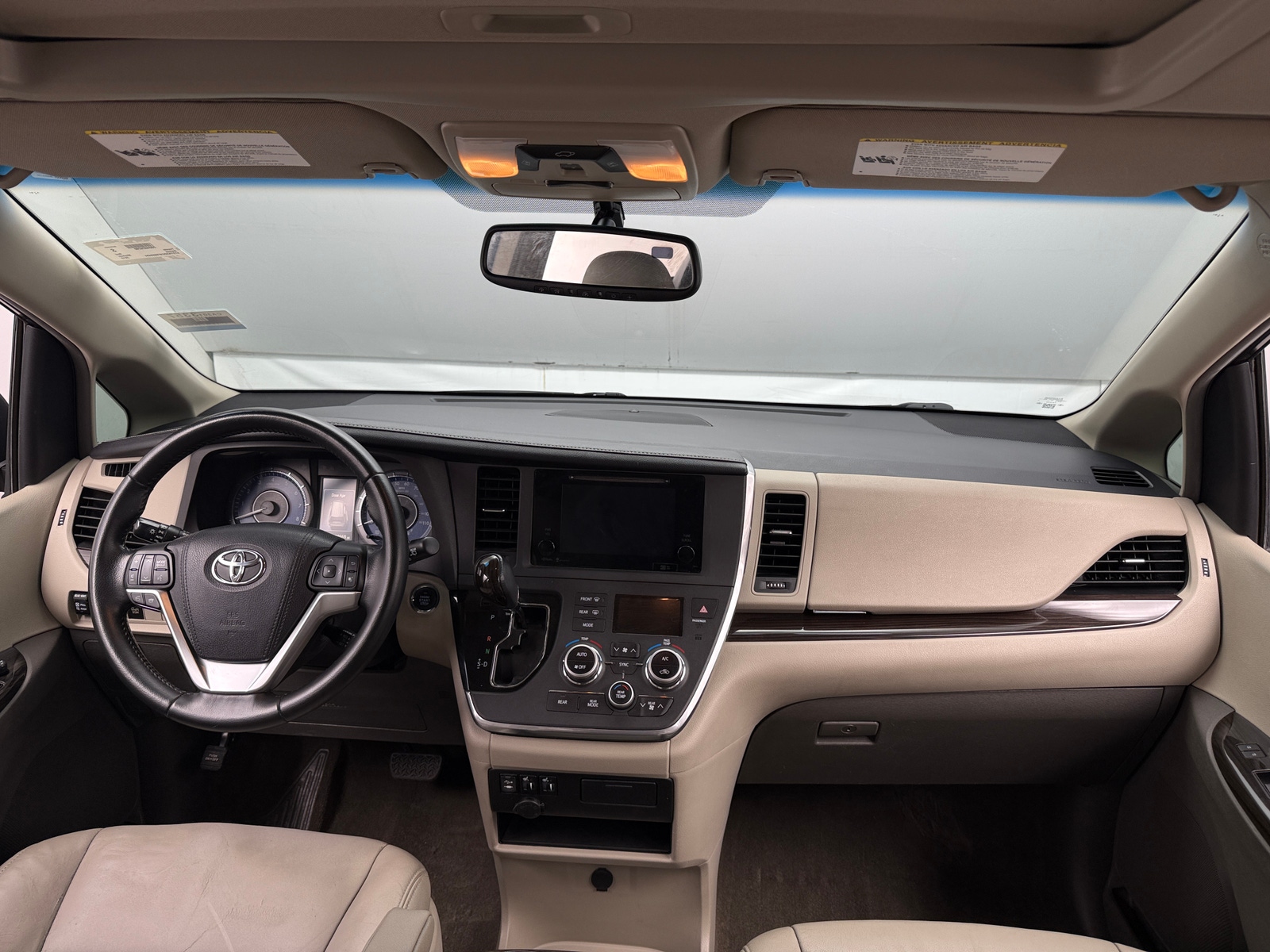 Thumbnail: 2015 Toyota Sienna - 2