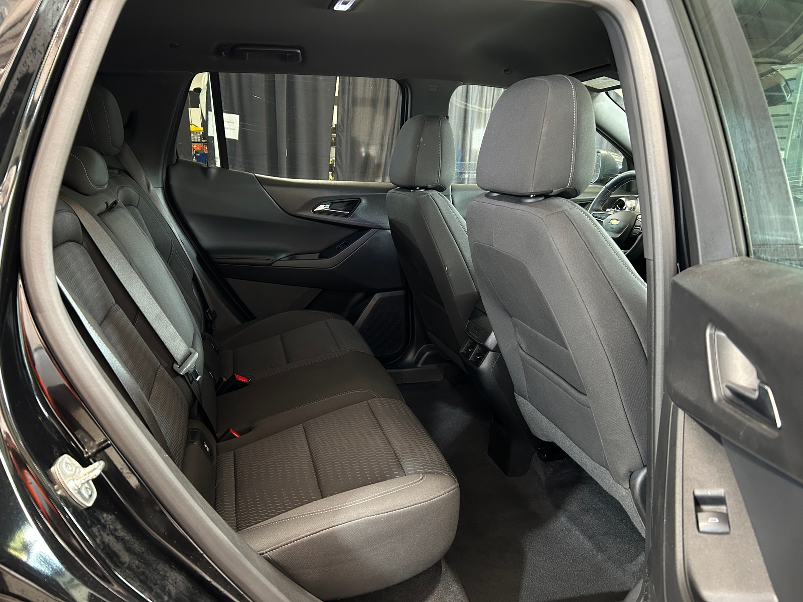 Thumbnail: 2025 Chevrolet Equinox - 6