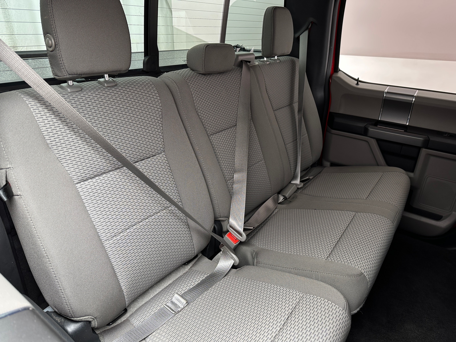 Thumbnail: 2018 Ford Econoline - 6