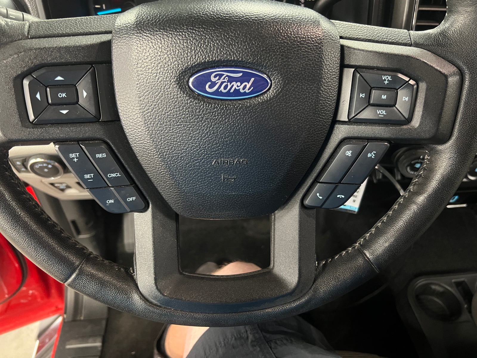 Thumbnail: 2018 Ford Econoline - 5