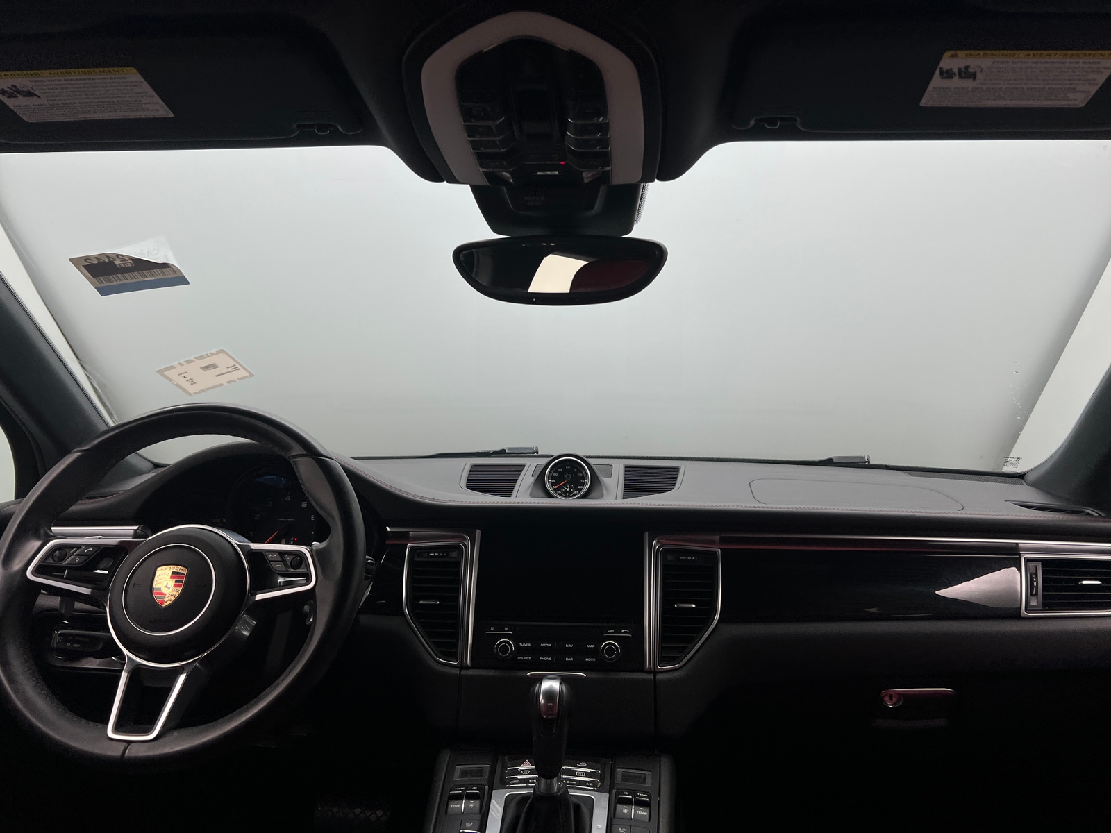 Thumbnail: 2018 Porsche Macan - 2