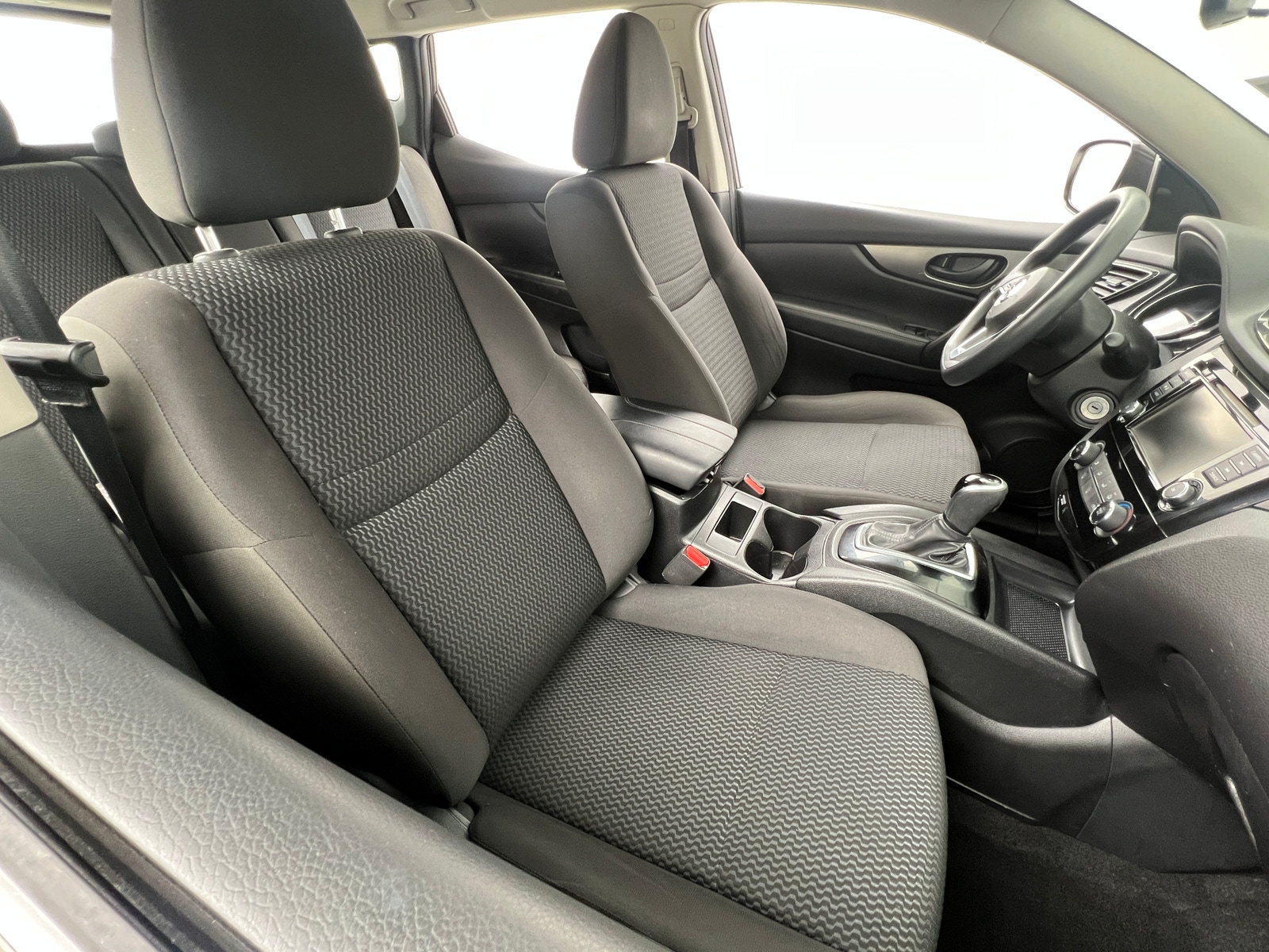 Thumbnail: 2019 Nissan Rogue Sport - 2