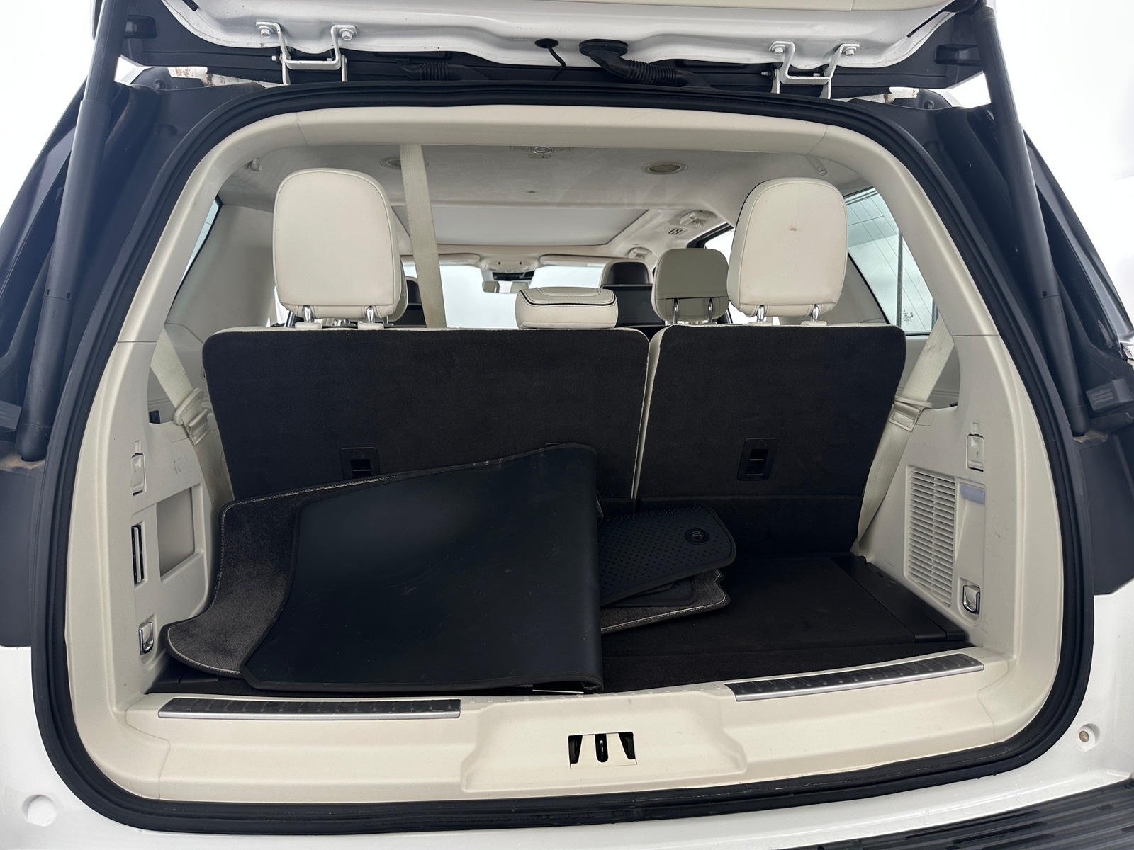 Thumbnail: 2020 Lincoln Navigator - 6