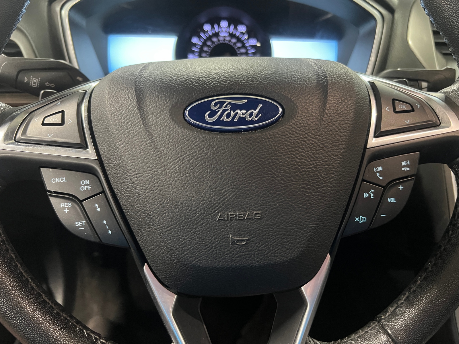 Thumbnail: 2019 Ford Fusion - 4