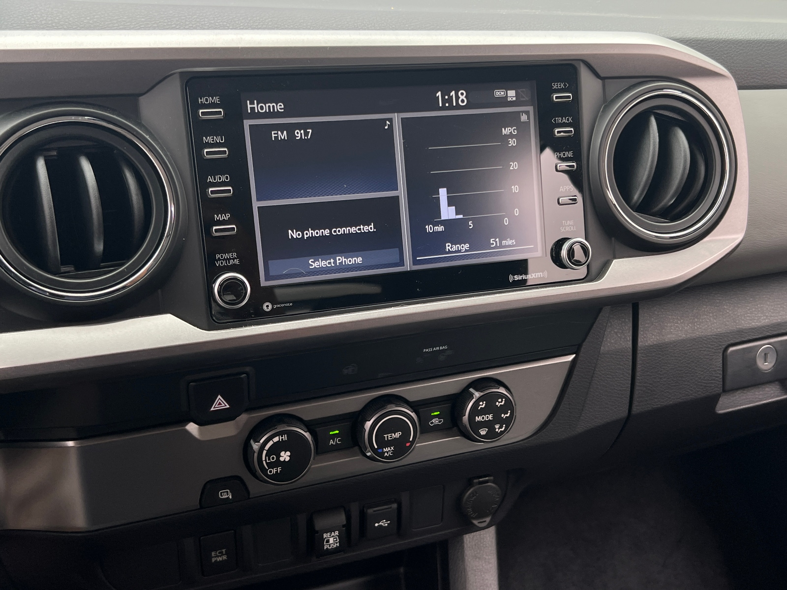 Thumbnail: 2020 Toyota Tacoma - 4