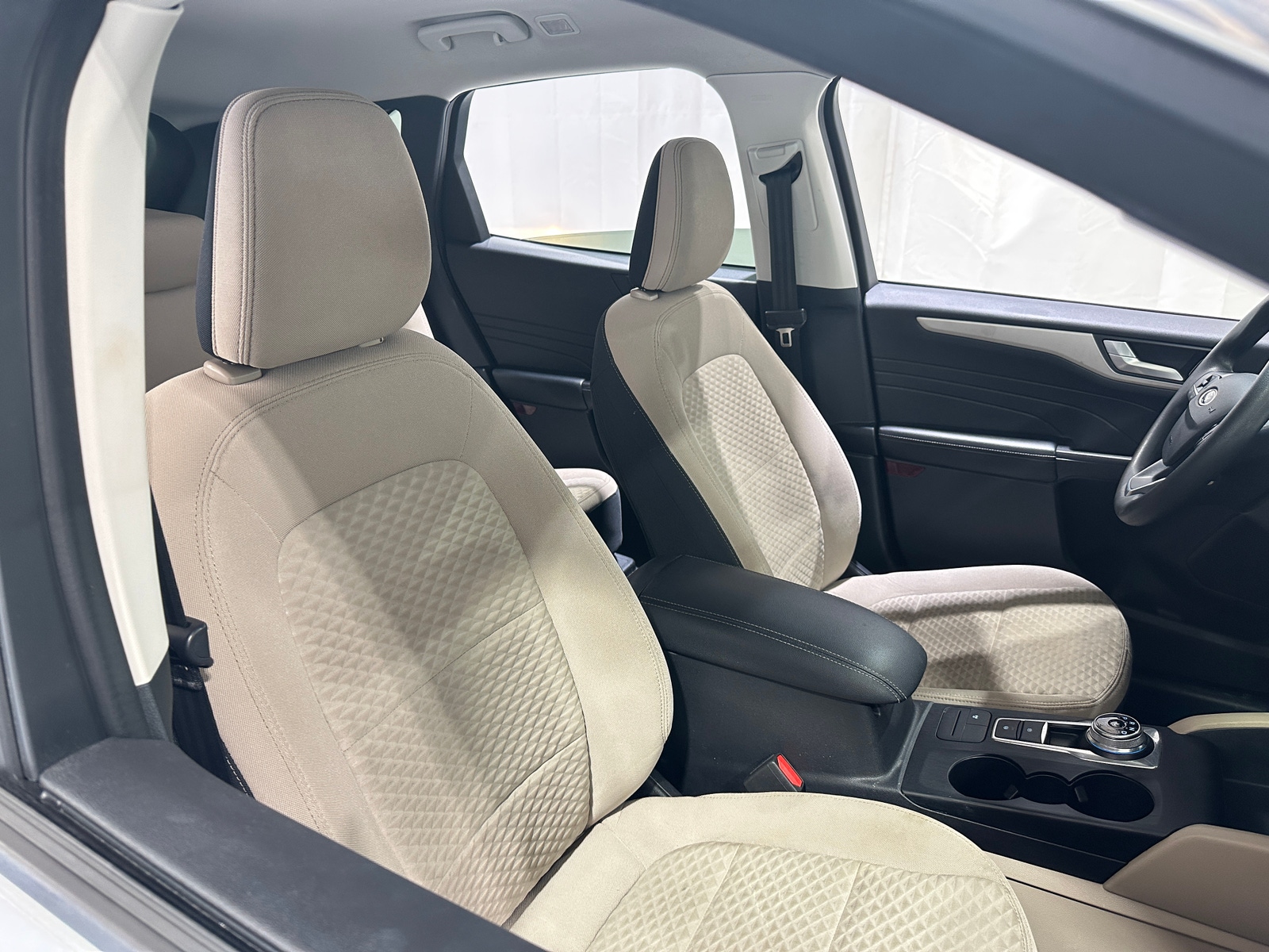 Thumbnail: 2021 Ford Escape - 2