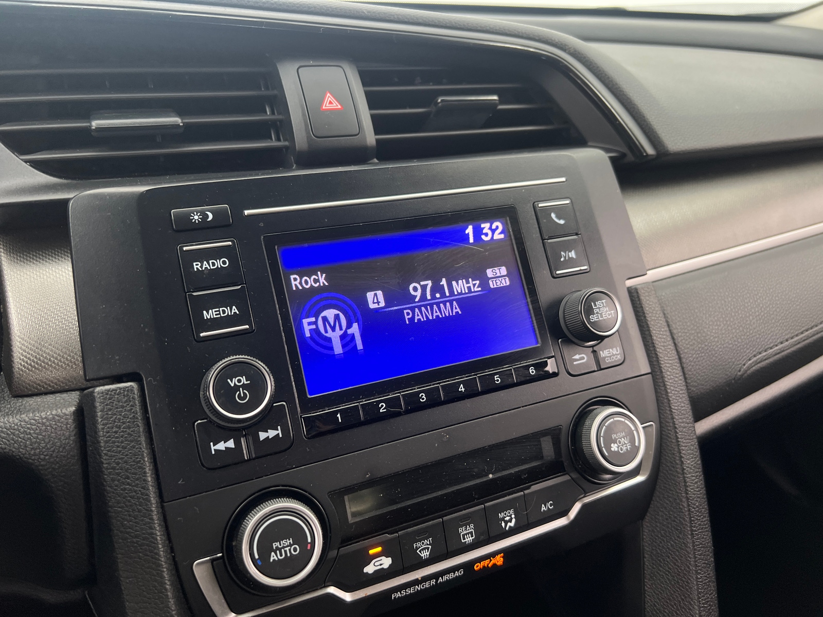 Thumbnail: 2019 Honda Civic - 4