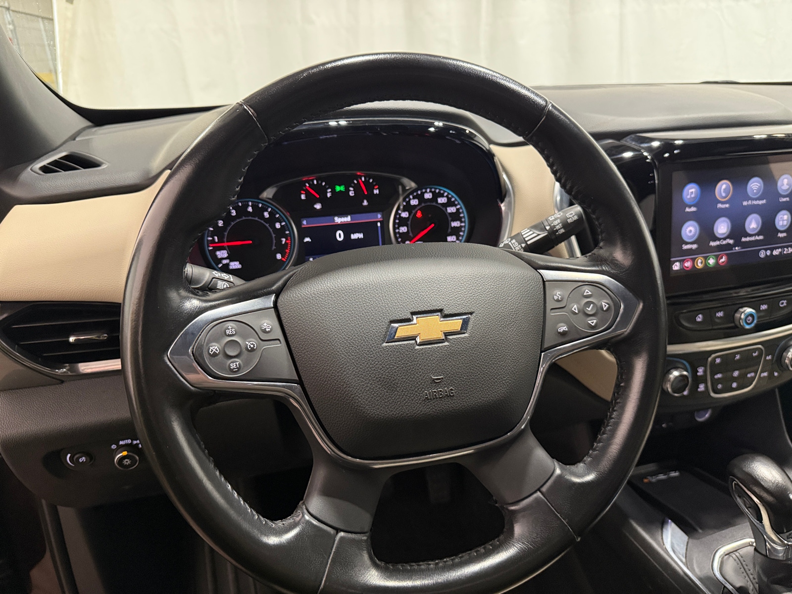 Thumbnail: 2022 Chevrolet Traverse - 5