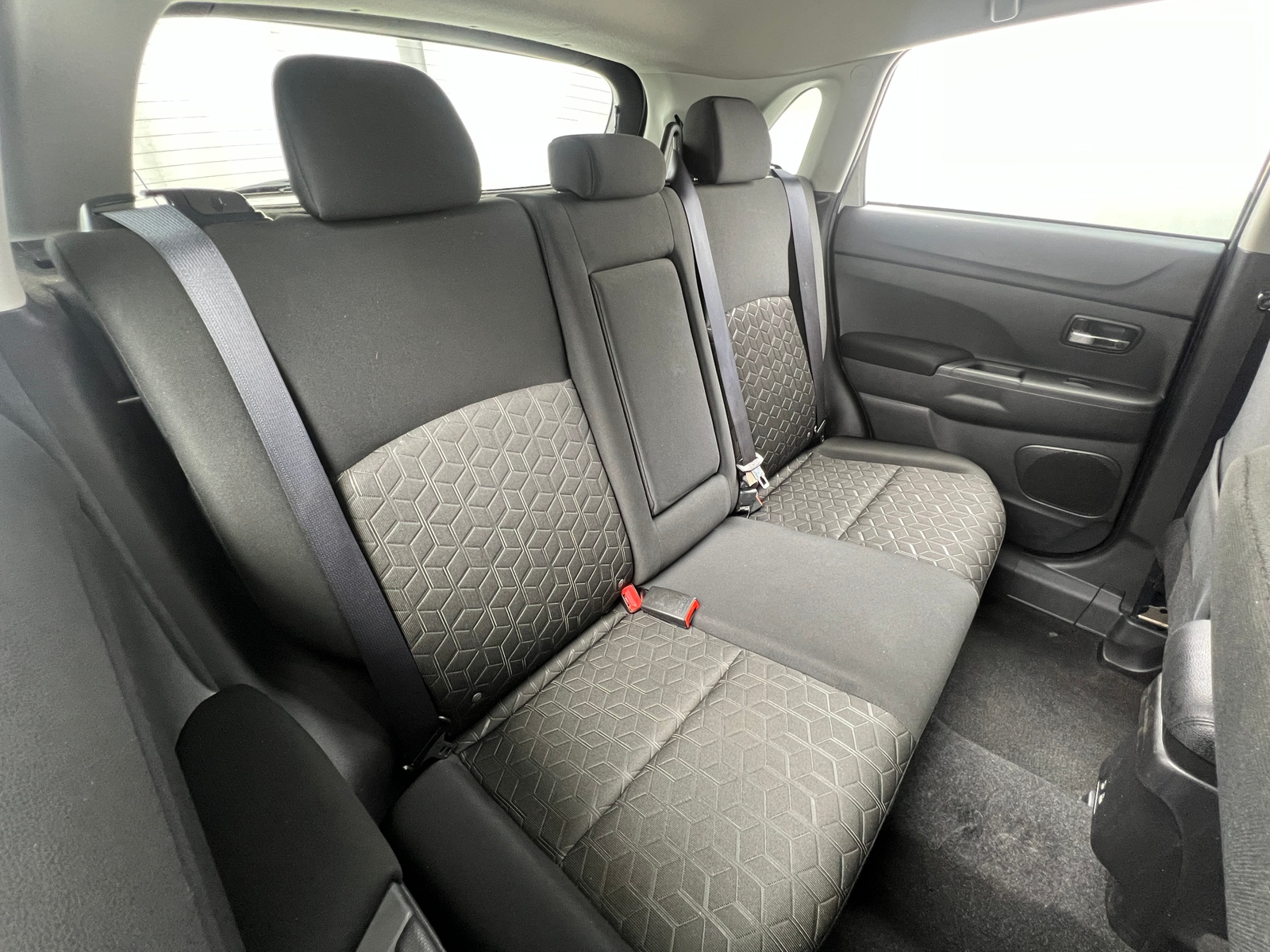 Thumbnail: 2024 Mitsubishi Outlander Sport - 6