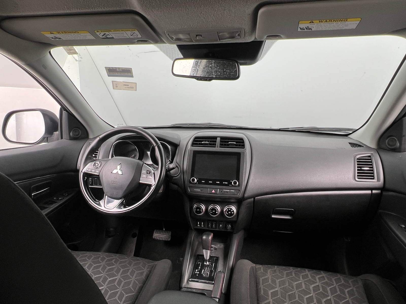 Thumbnail: 2024 Mitsubishi Outlander Sport - 3