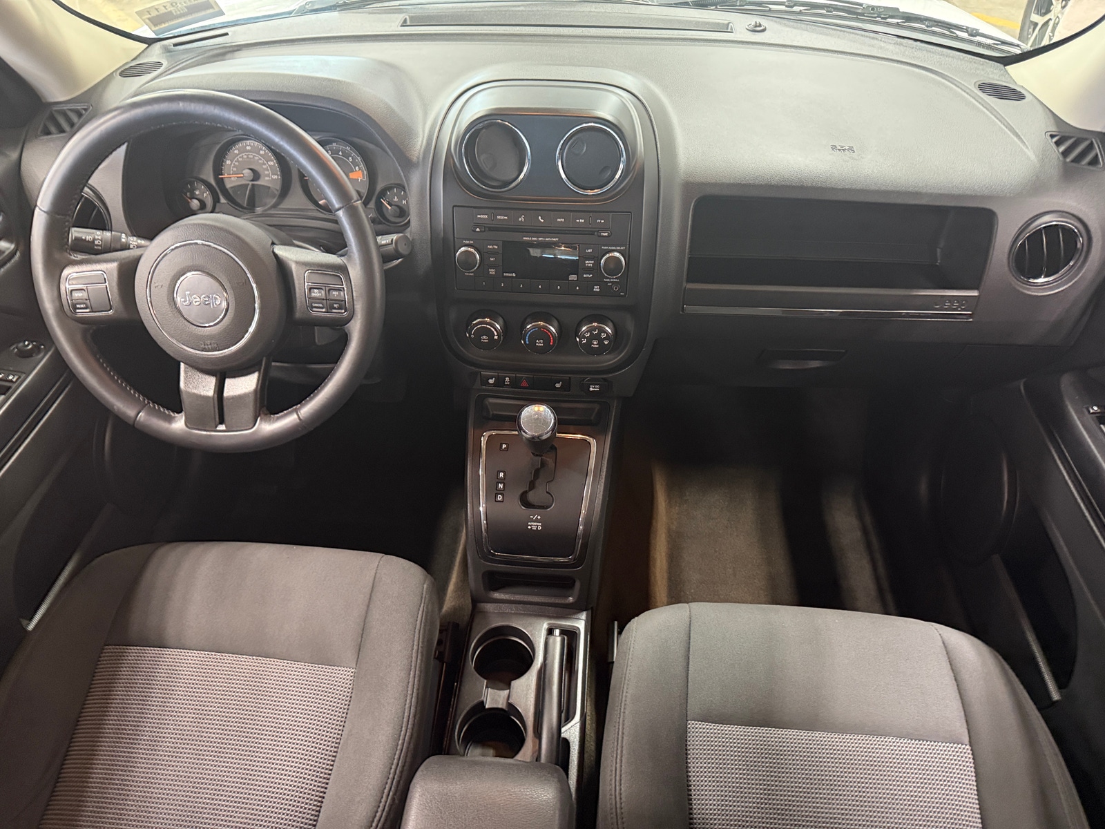 Thumbnail: 2017 Jeep Patriot - 3