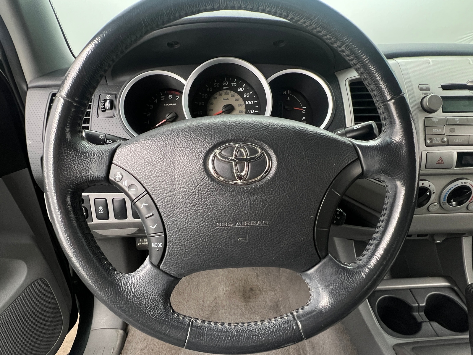 Thumbnail: 2011 Toyota Tacoma - 5
