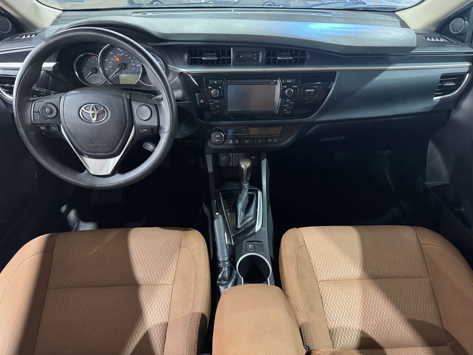 Thumbnail: 2015 Toyota Corolla - 3