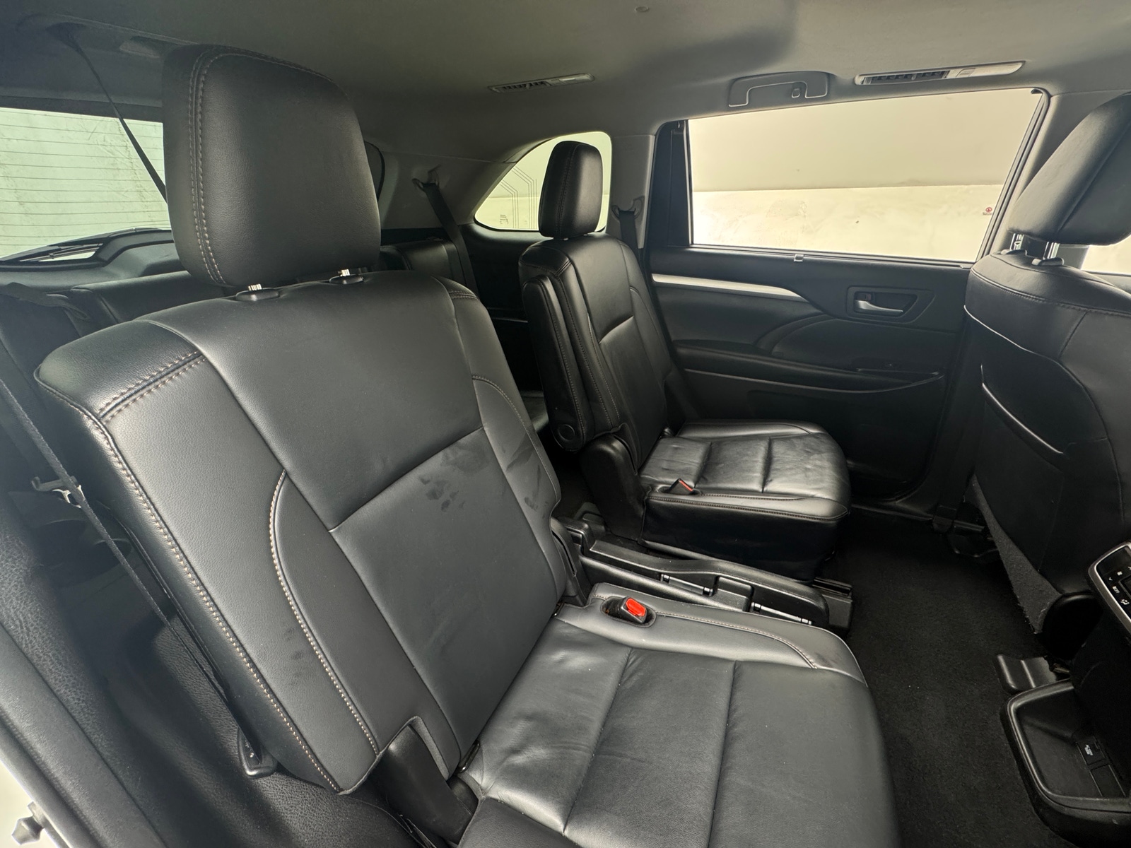 Thumbnail: 2019 Toyota Highlander - 5