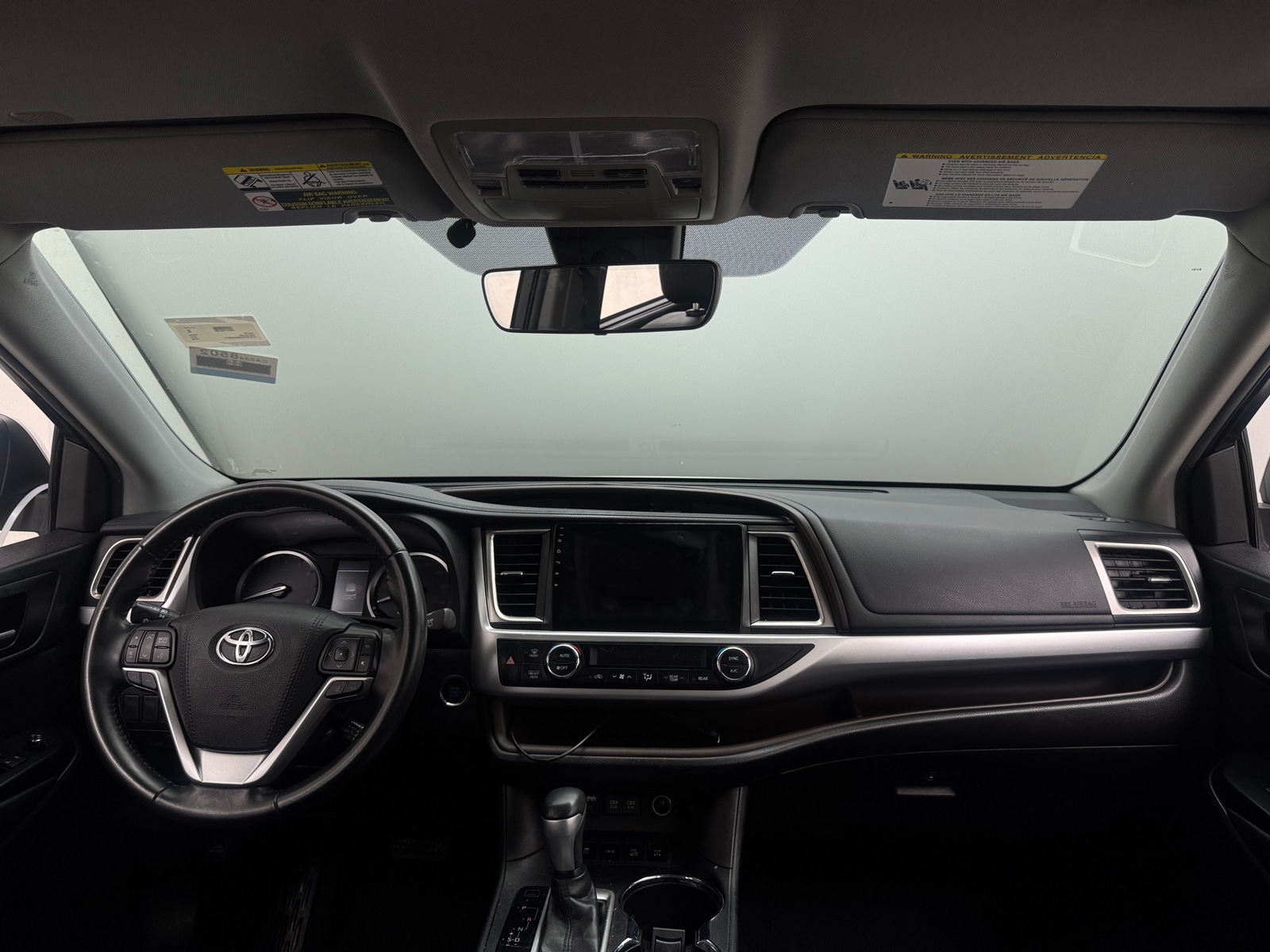 Thumbnail: 2019 Toyota Highlander - 2