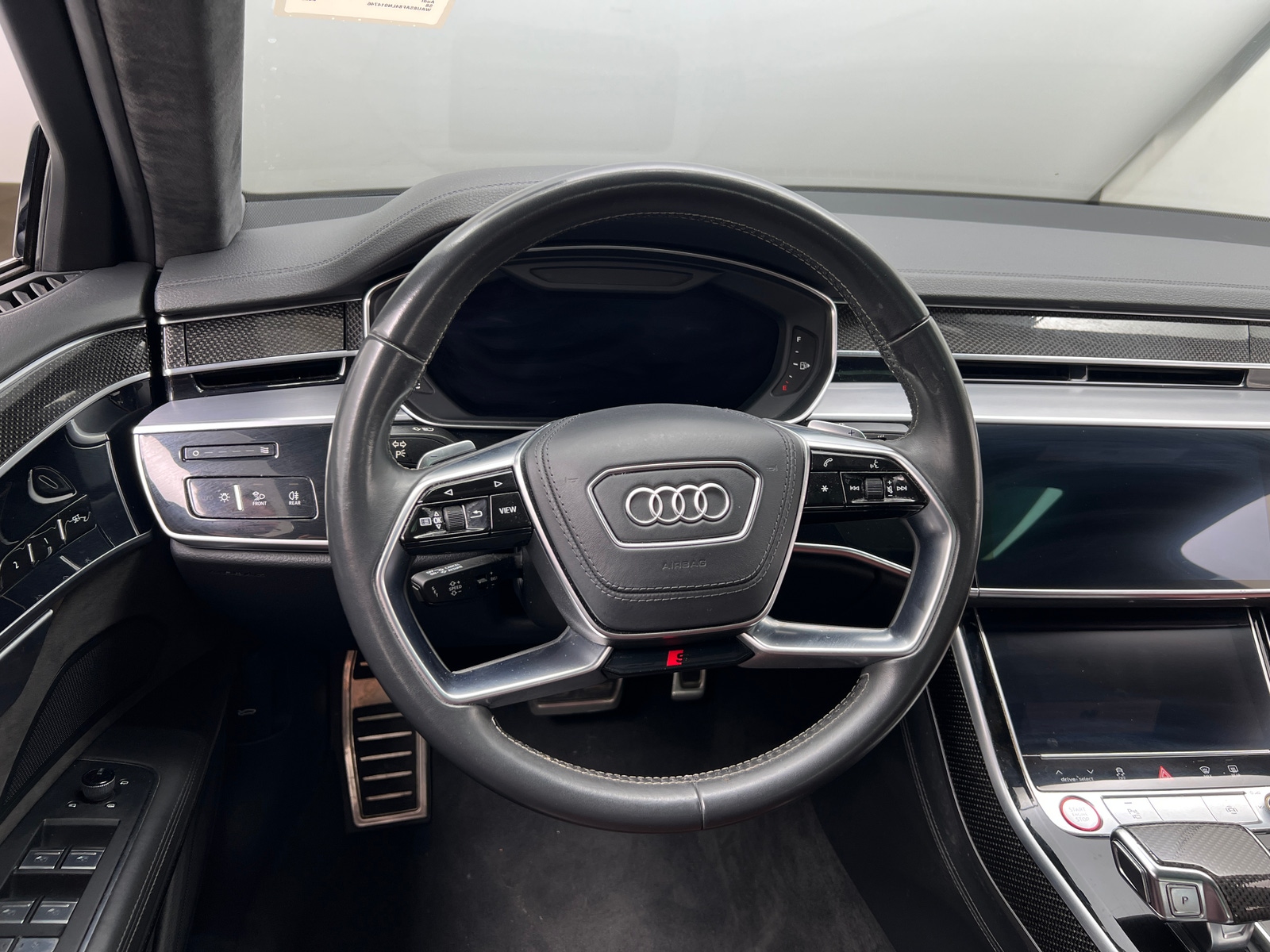 Thumbnail: 2020 Audi S8 - 4