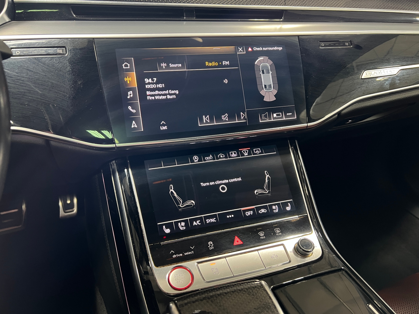 Thumbnail: 2020 Audi S8 - 3