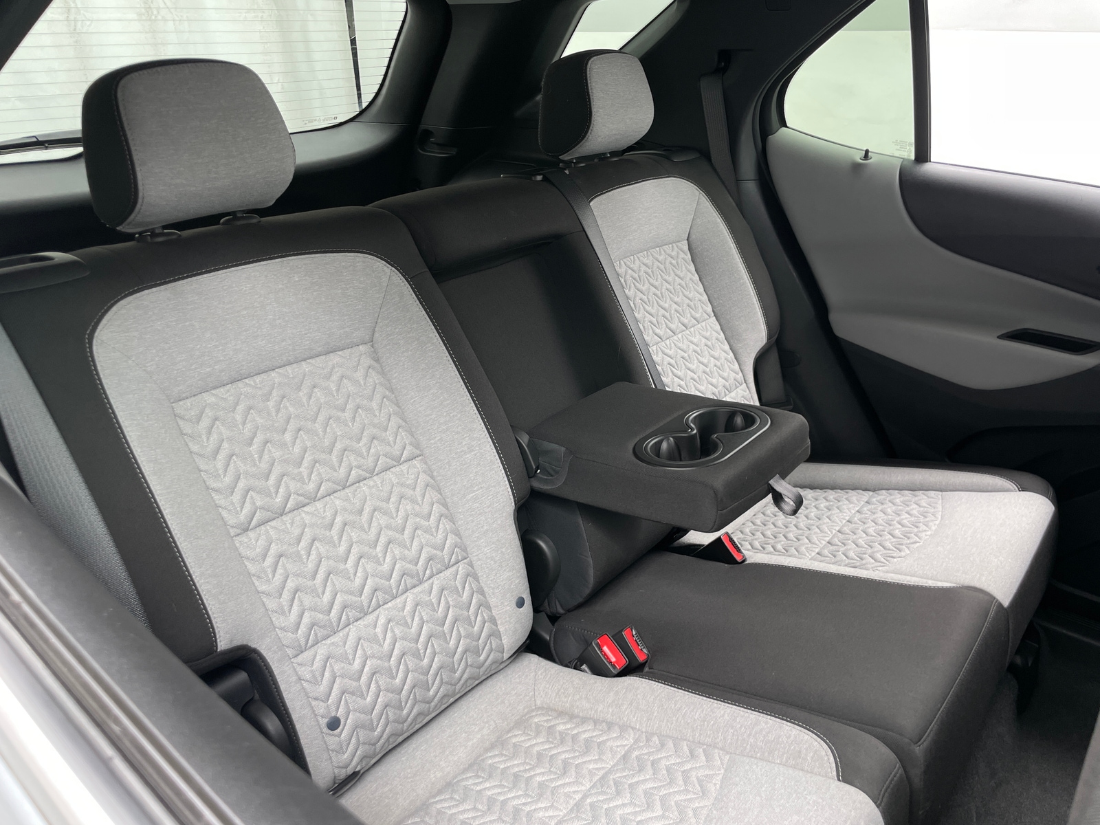 Thumbnail: 2023 Chevrolet Equinox - 6