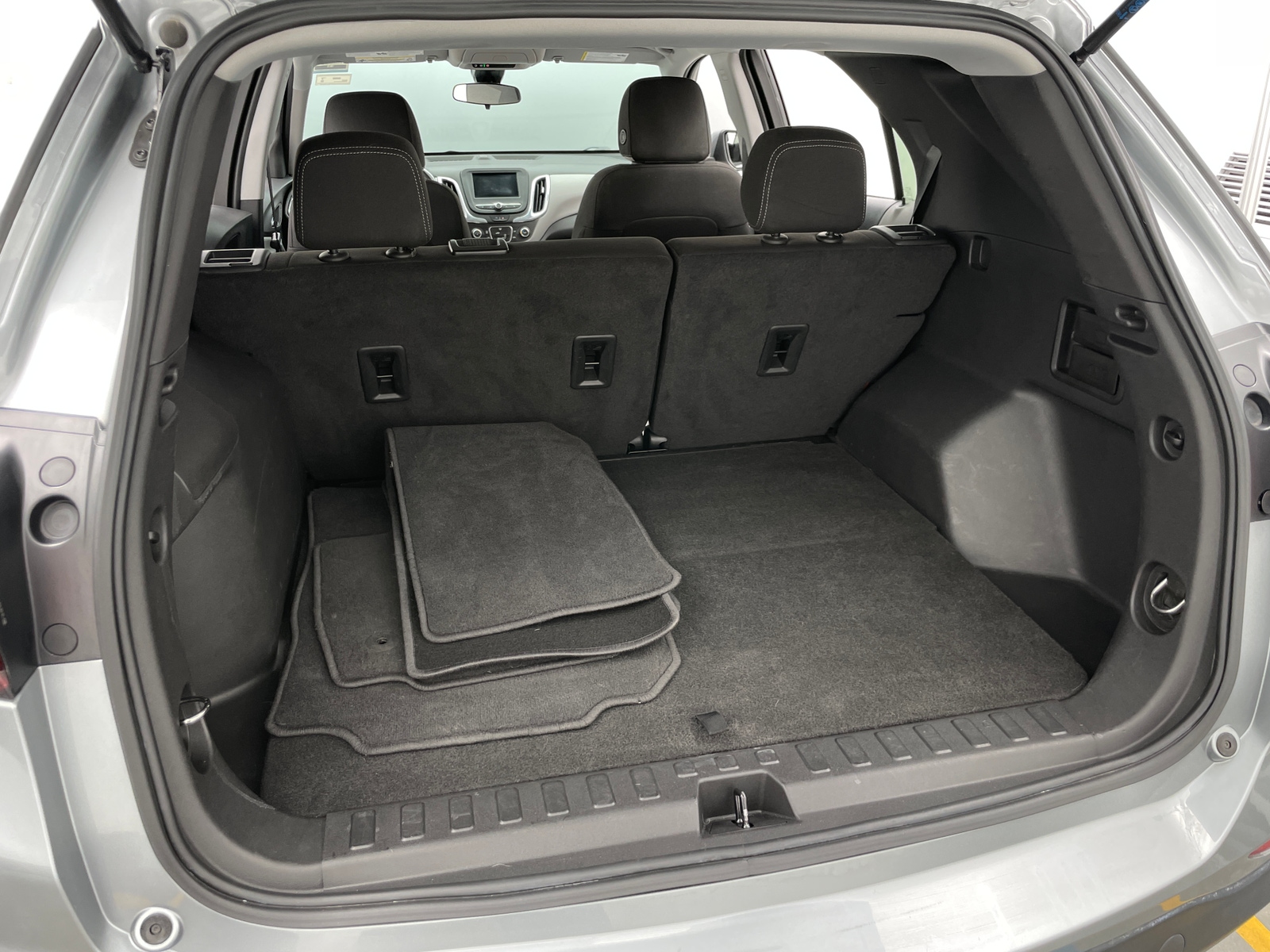 Thumbnail: 2023 Chevrolet Equinox - 7