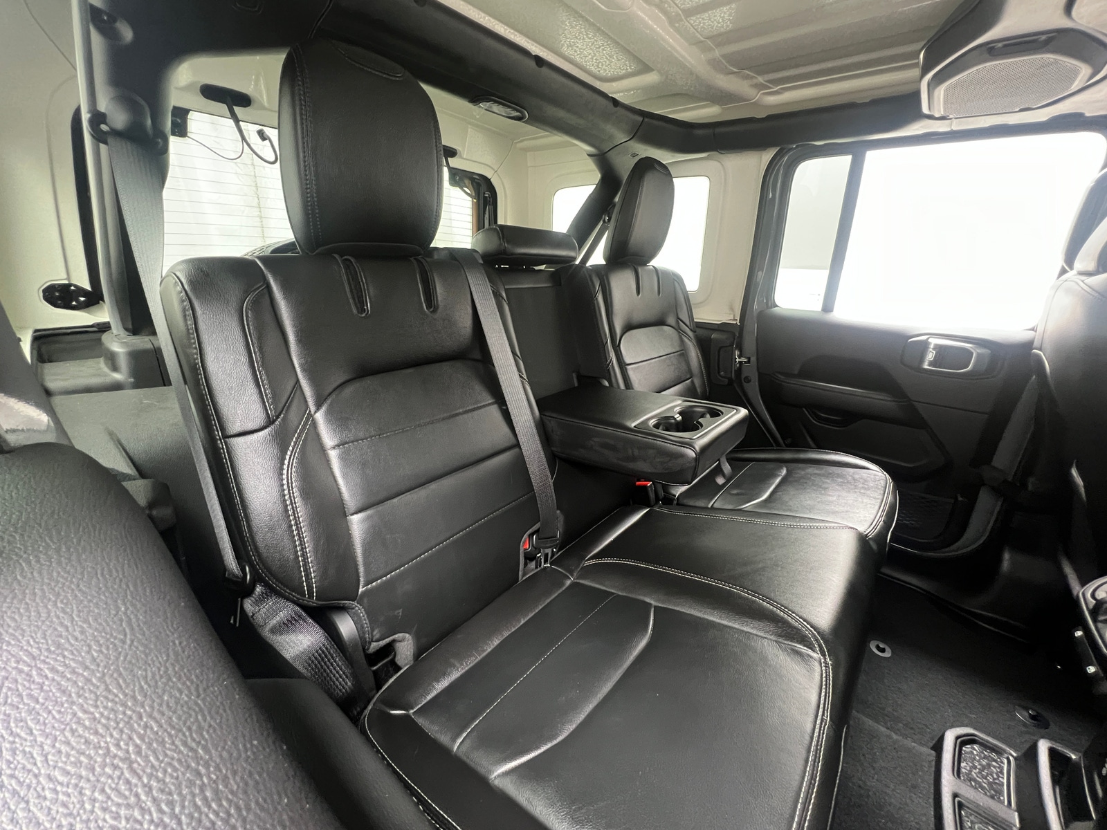 Thumbnail: 2023 Jeep Wrangler - 5