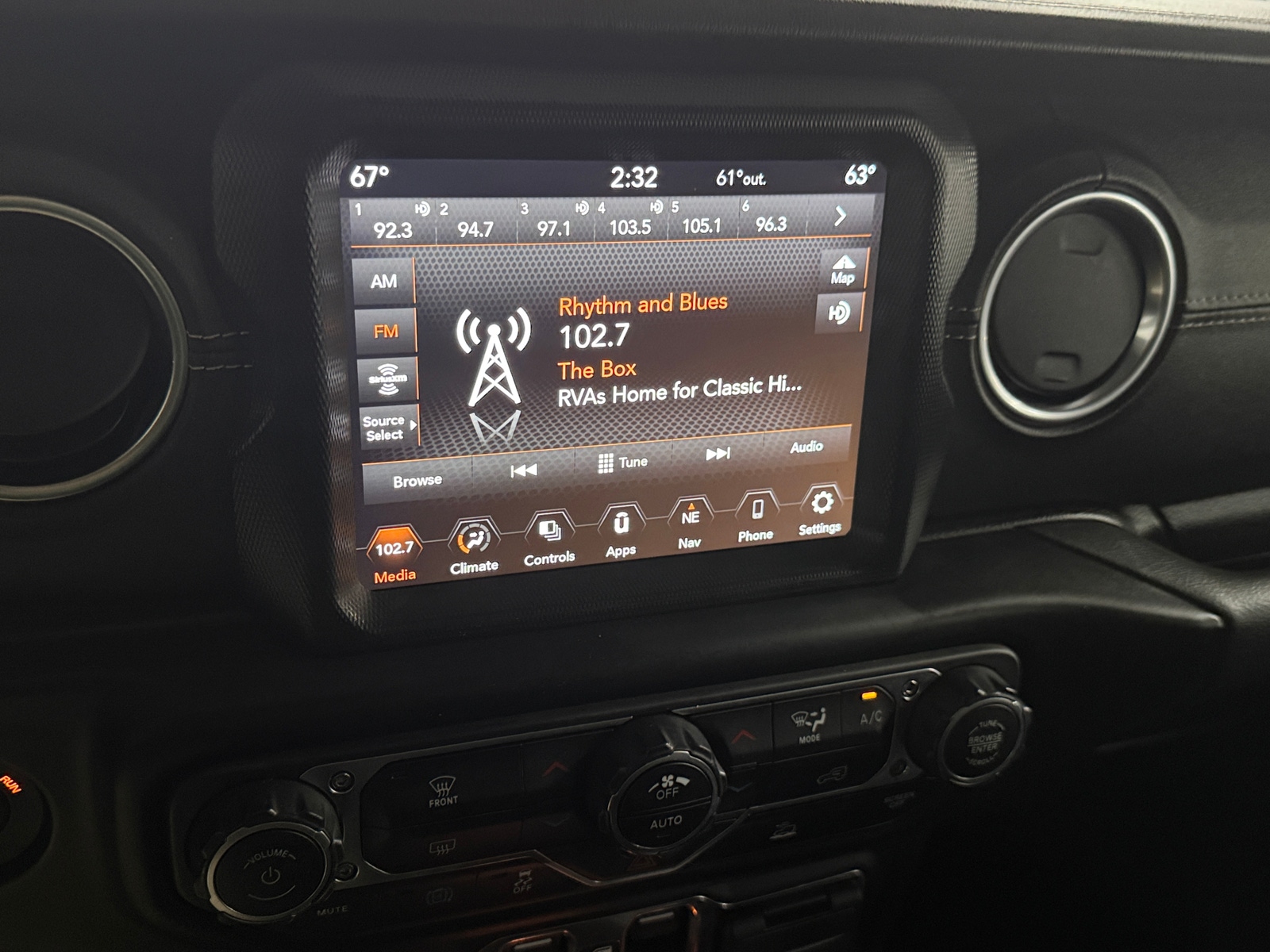 Thumbnail: 2023 Jeep Wrangler - 3