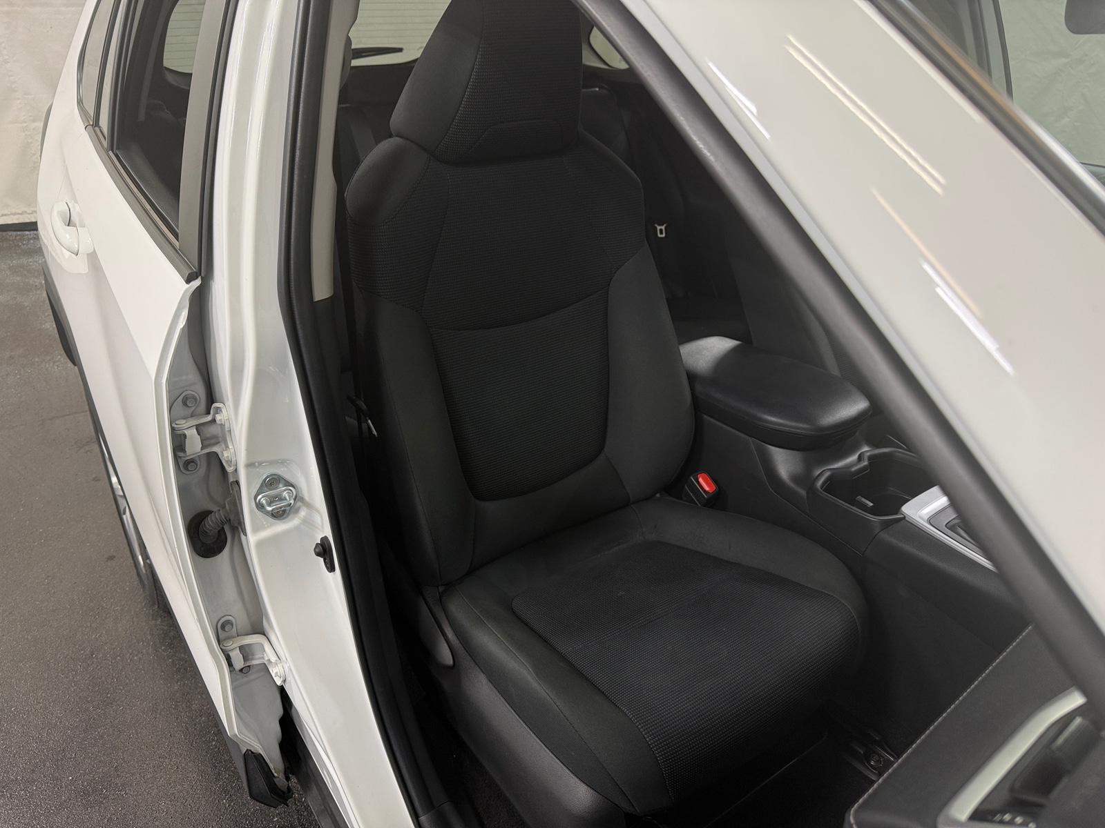 Thumbnail: 2024 Toyota RAV4 - 2